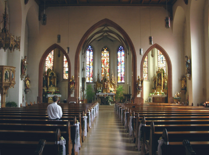 Pfarrkirche St. Martin - Pfalz: Blick zum Chor